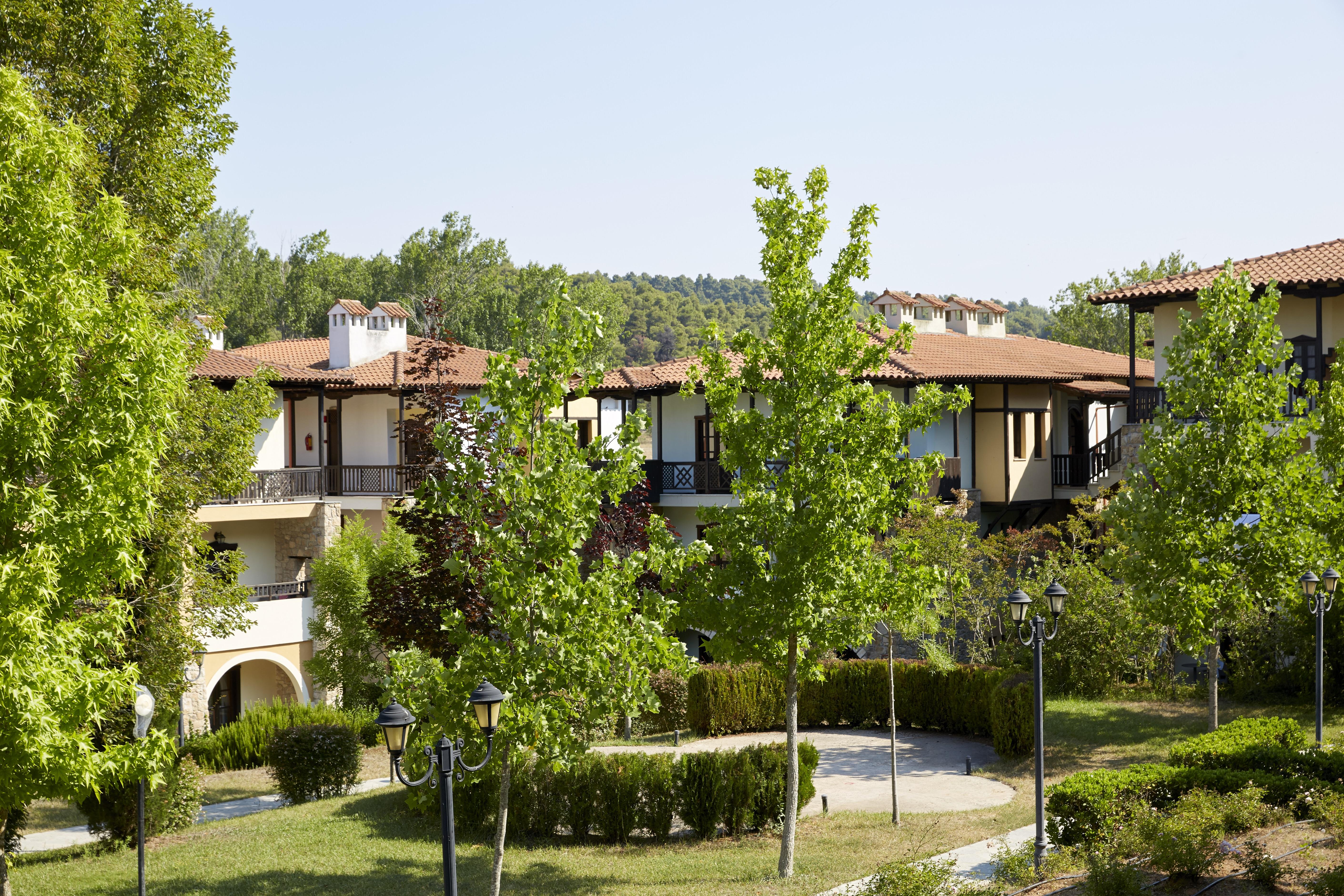Simantro Resort Sani  Exterior foto The campus of the University of Patras