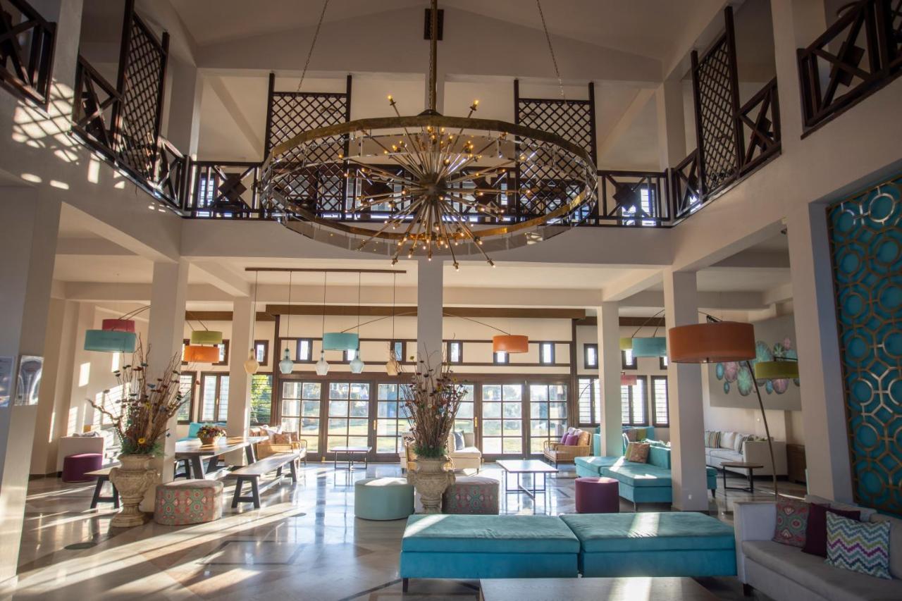 Simantro Resort Sani  Exterior foto The lobby of the hotel