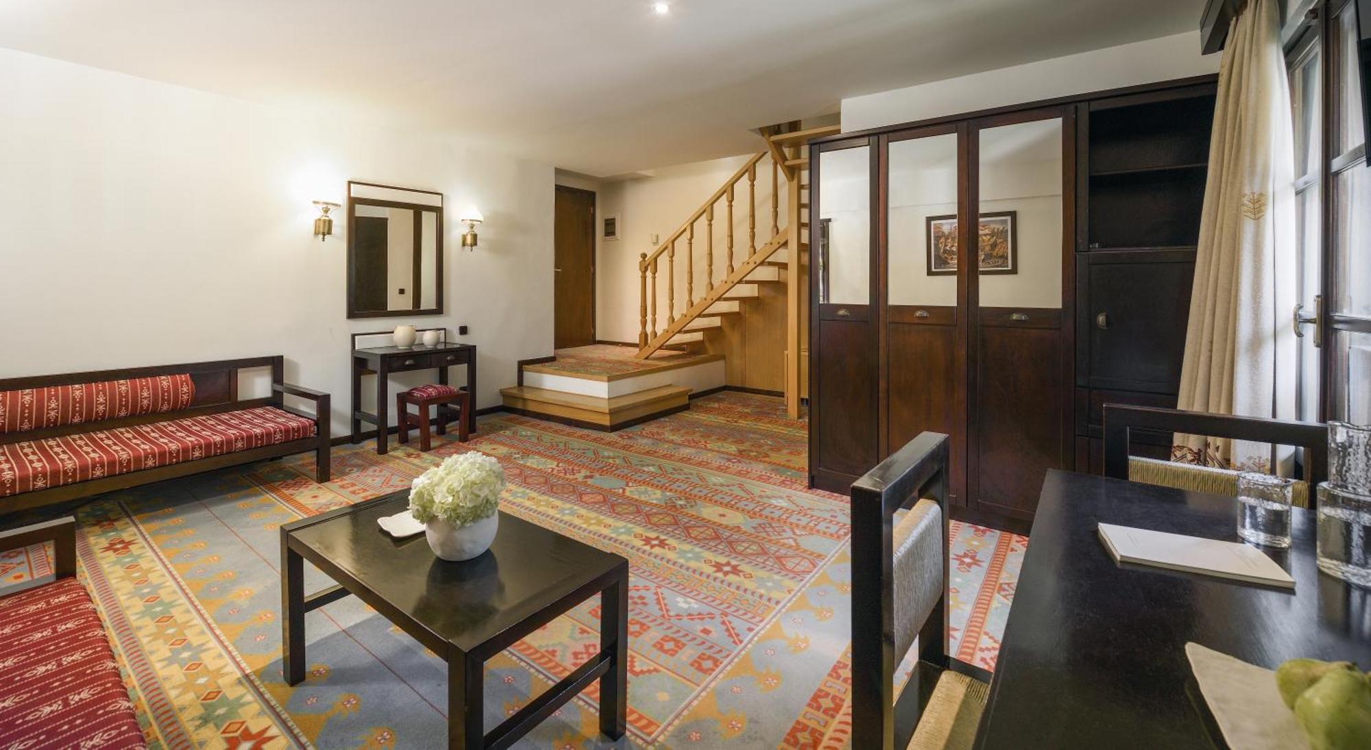 Simantro Resort Sani  Cameră foto A suite at the hotel